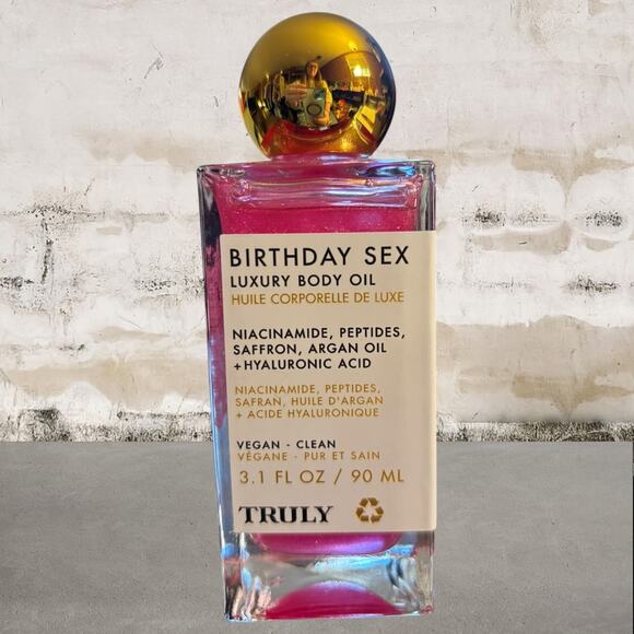 TRULY Other - Truly Birthday Sex Luxury Body Oil NEW